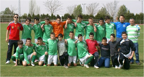 Los equipos de fútbol benjamín e infantil de La Villa de Don Fadrique se proclaman campeones comarcales