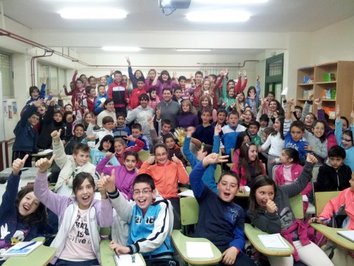 Julito Simón encandila a alumnos y profesores del Colegio Ramón y Cajal