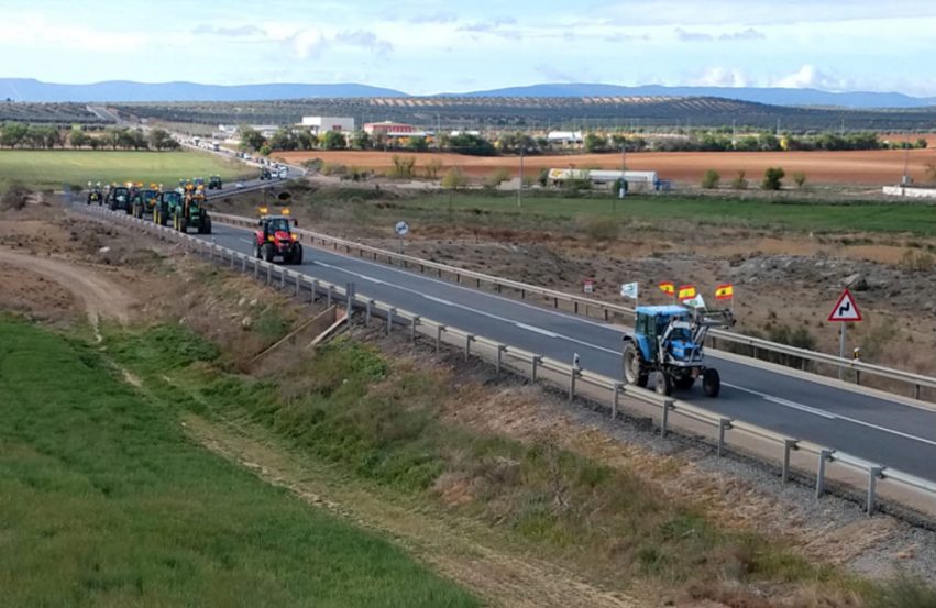 tractorada 10 abril union de uniones 851x553