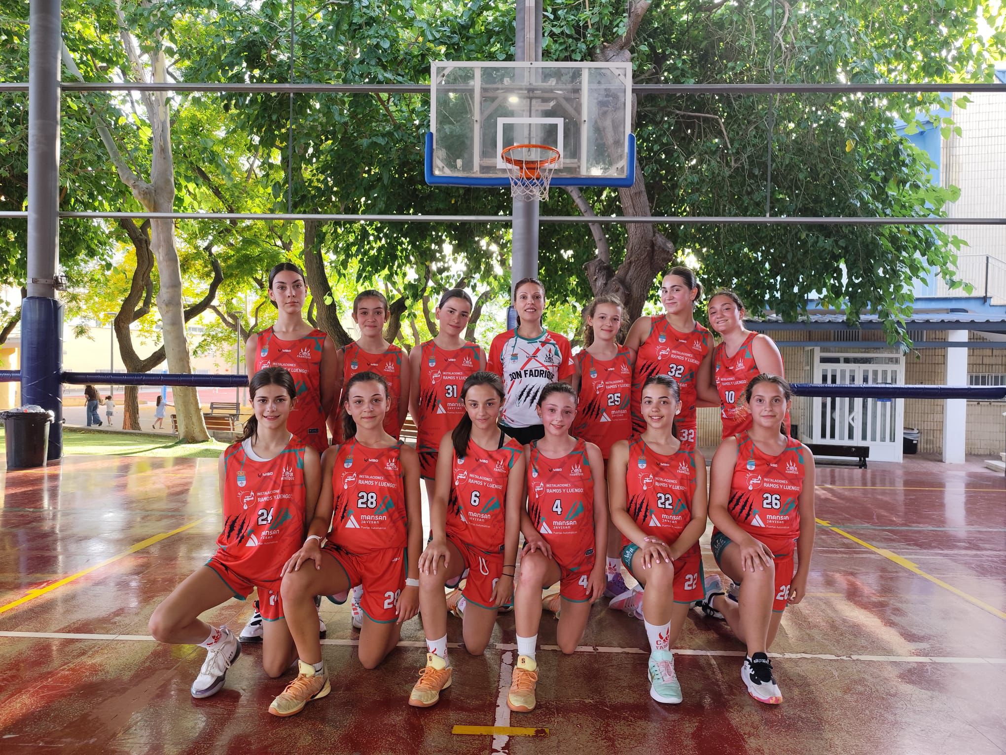 Broche de oro para las infantiles de las Escuelas de Baloncesto de La Villa de don Fadrique con el subcampeonato de Gandía EquipoBasketVillaInfantilSubcampeonenGandia