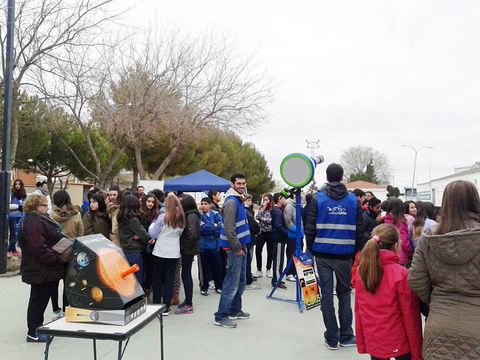 Click sobre la imagen para ver la galería completa de imágenes de este evento en los días previos y del viernes 20 de marzo actividadeseducativasenrecintoferial