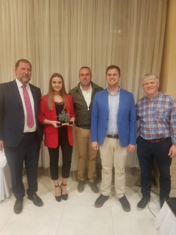 elisacomendadorengalaprovincialdeldeporteconcorporacionypresidente2019