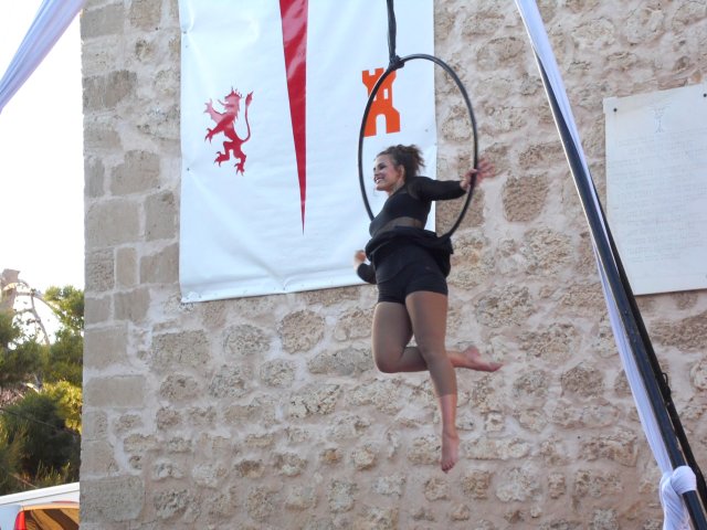 07-inauguracion13jornadasfadriquenas-espectaculovolandovoyconaro5