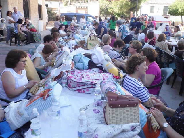 VII-Encuentro-Comarcal-Encajeras-de-bolillos1