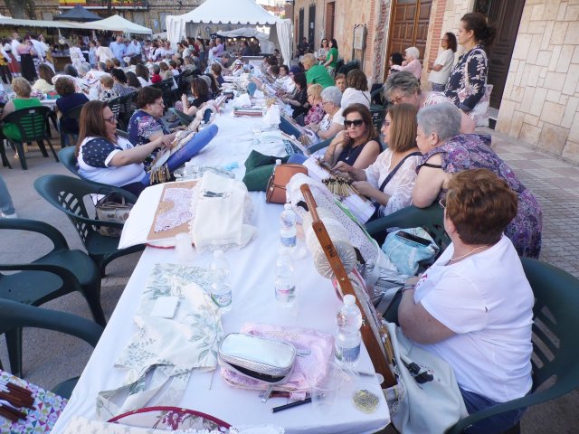 VII-Encuentro-Comarcal-Encajeras-de-bolillos2