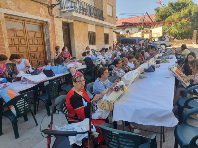 VII-Encuentro-Comarcal-Encajeras-de-bolillos4