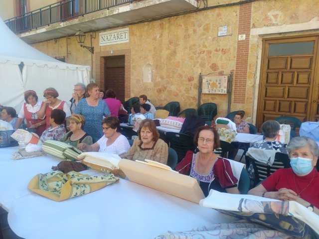 VII-Encuentro-Comarcal-Encajeras-de-bolillos6