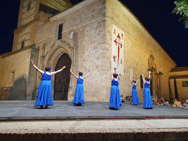 espectaculogrupodebaileelalba11