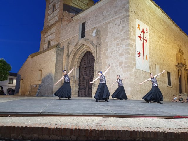 espectaculogrupodebaileelalba5