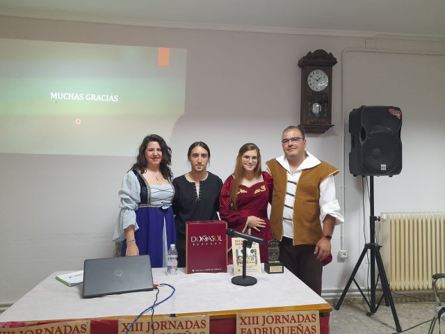 segundaconferenciahistoricaconJavierMejiasyLauraMejias