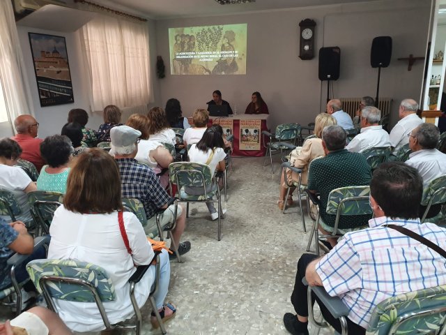 segundaconferenciahistoricaconJavierMejiasyLauraMejias1