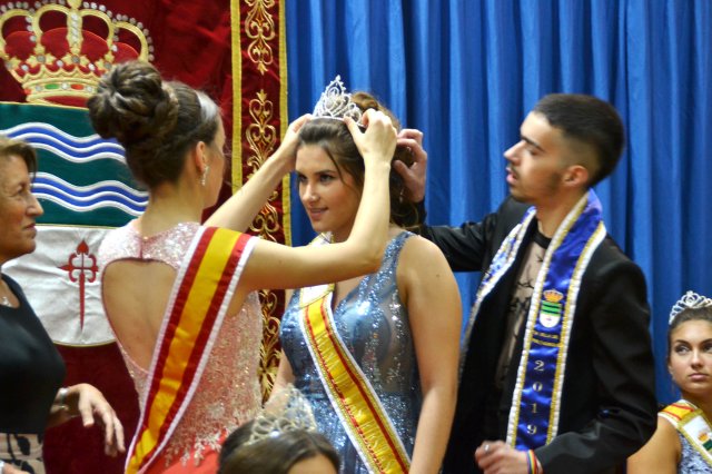 06-pregon-reina-juventud-2019-beatriz-ronco-y-mister-fiestas-2019-coronan-a-reina-fiestas-2022-laura-mejias