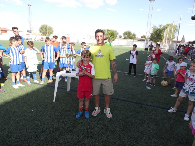 villacup-capeloentregapremiomejorjugadorjavilorentedesonseca