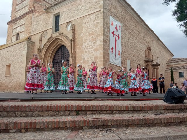 GrupodeBaileElAlba60