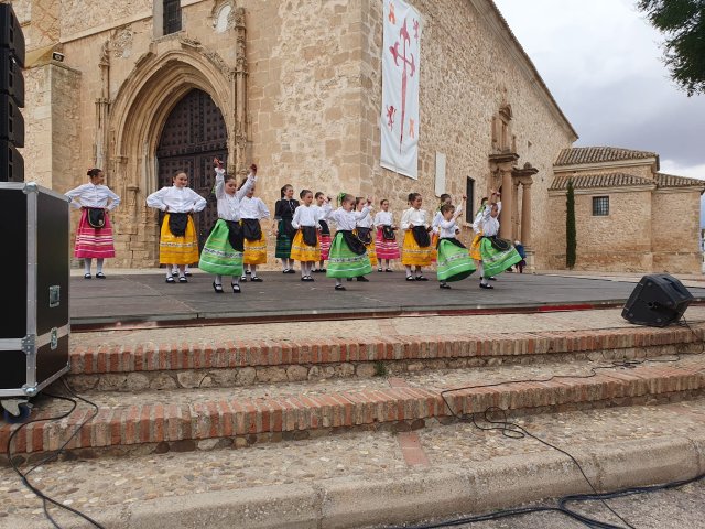 GrupodeBaileElAlba68