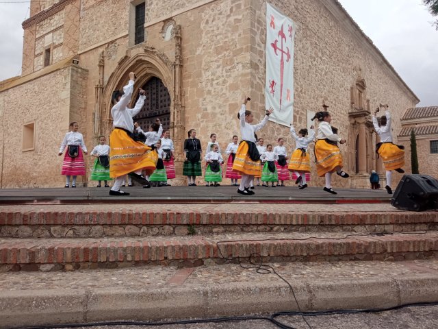 GrupodeBaileElAlba76