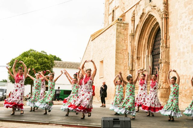 GrupodeBaileElAlba86