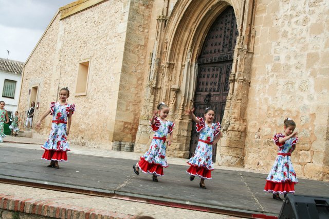 GrupodeBaileElAlba95