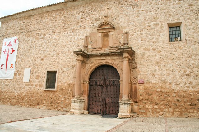 Puerta renacentista de la Iglesia